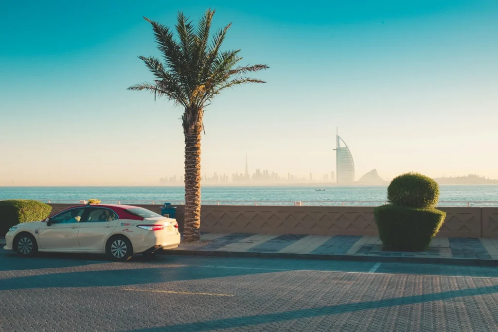 guide-to-dubai-taxi-fares-types-and-booking-options