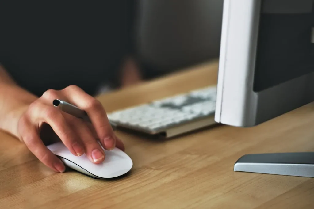 how to pay iloe insurance fine online in uae