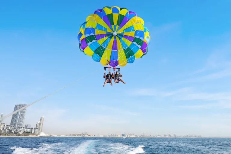 parasailing dubai burj al arab view